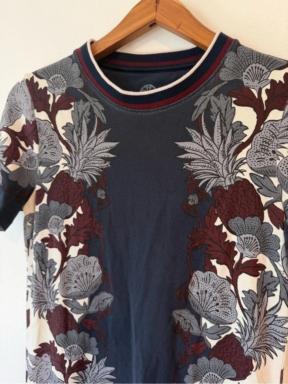 Tory Burch Printed T-Shirt Dress Imperial Garnet Wonderland Vine Women’s Size XS